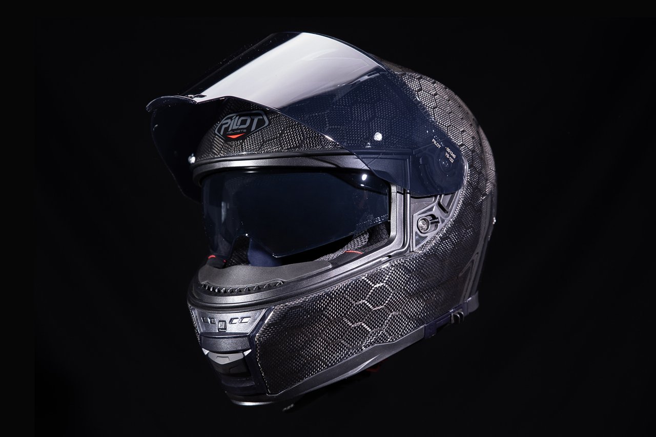 pilot-stealth-carbon3.jpg