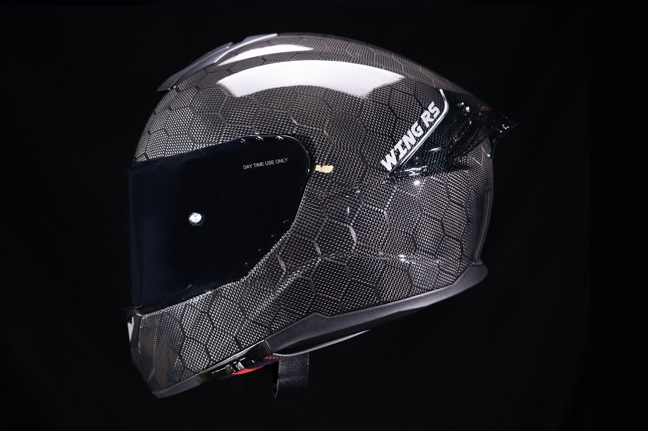 pilot-wing-rs-snake-carbon1.jpg